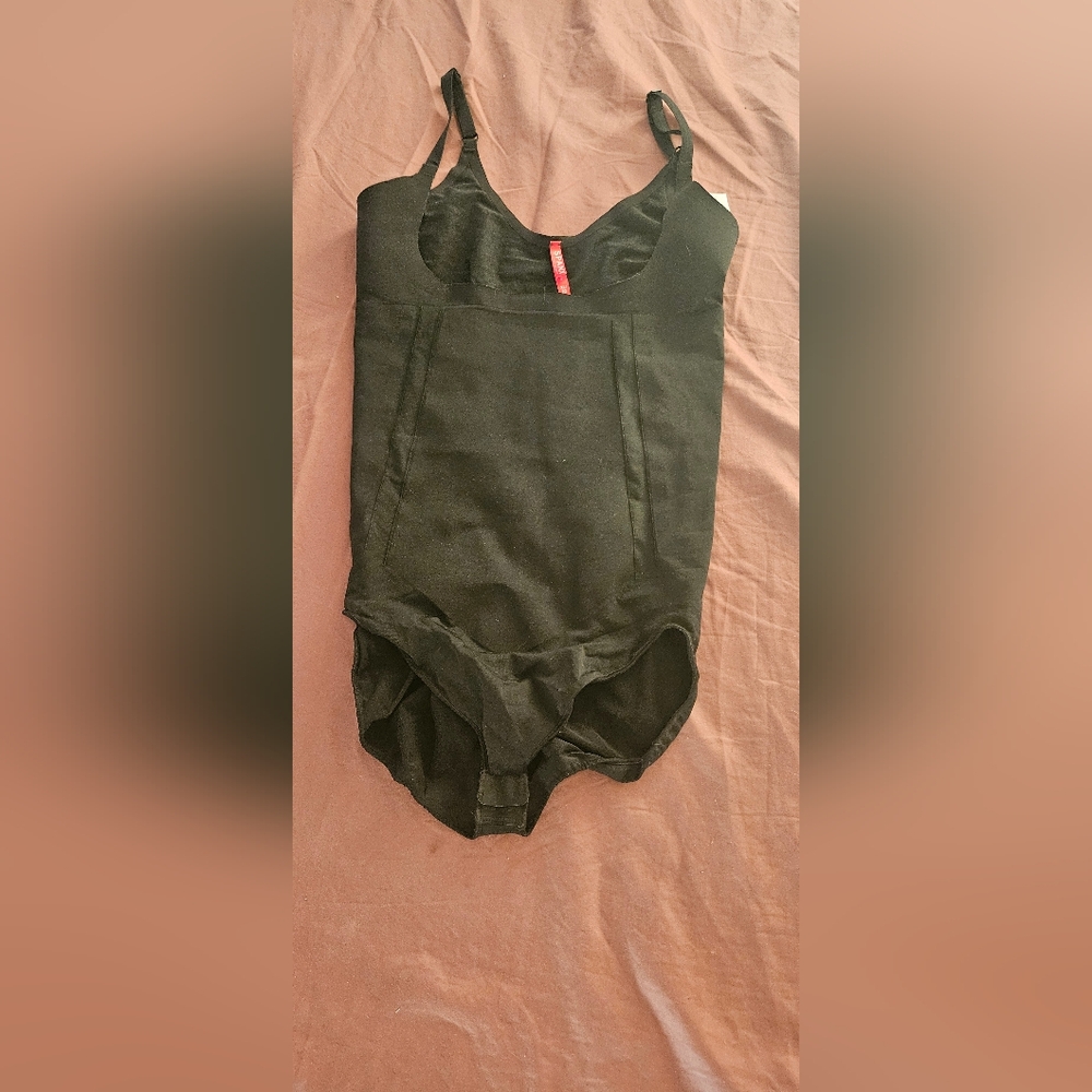 SpanxSculpt Black Shapewear bodysuit